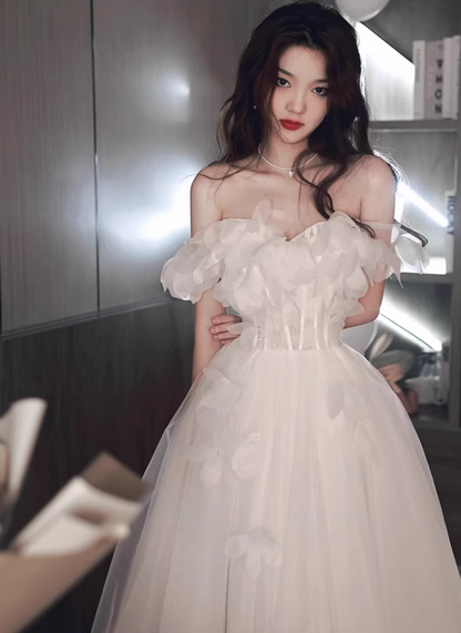 Gorgeous Off-Shoulder 3D Petal Details Evening Dress Strapless Ruffles Layered Hem Prom Dress AP0738