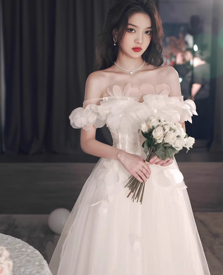 Gorgeous Off-Shoulder 3D Petal Details Evening Dress Strapless Ruffles Layered Hem Prom Dress AP0738