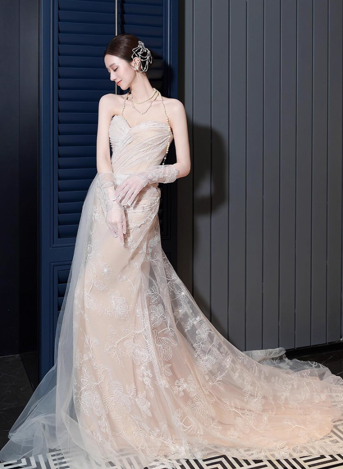 Fairy Tale Strapless Beading Cinched-Waist Halter Dress Textured Tulle Layered Prom Dress AP0753