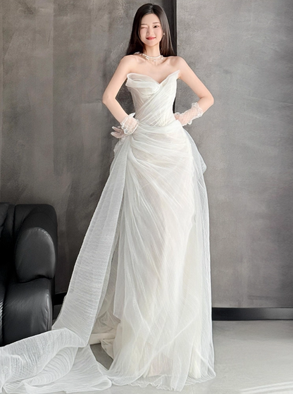 Enchanting French Strapless Engagement Dress Tassel Layered Sheer Tulle Wedding Dress AP0759
