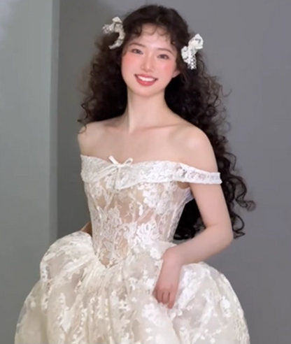 Charming French Off-Shoulder Engagement Dress Textured Tulle Layered Sheer Wedding Dress AP0760