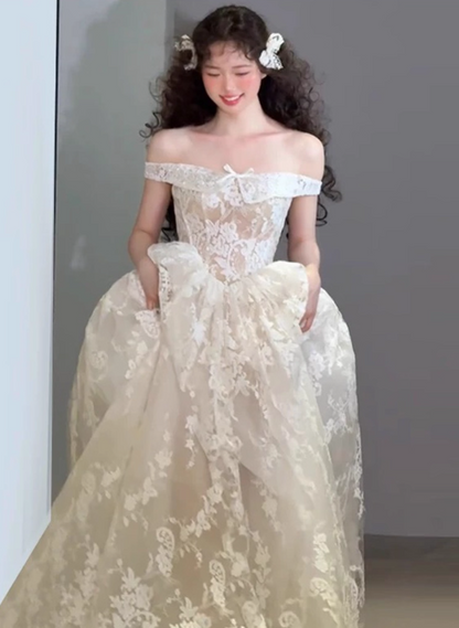 Charming French Off-Shoulder Engagement Dress Textured Tulle Layered Sheer Wedding Dress AP0760