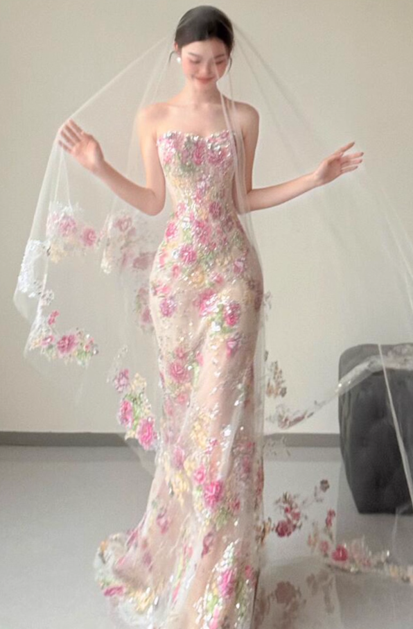 Exquisite Beading Embroidered Tulle Layered Feast Gown Textured Floral Strapless Prom Dress AP0763