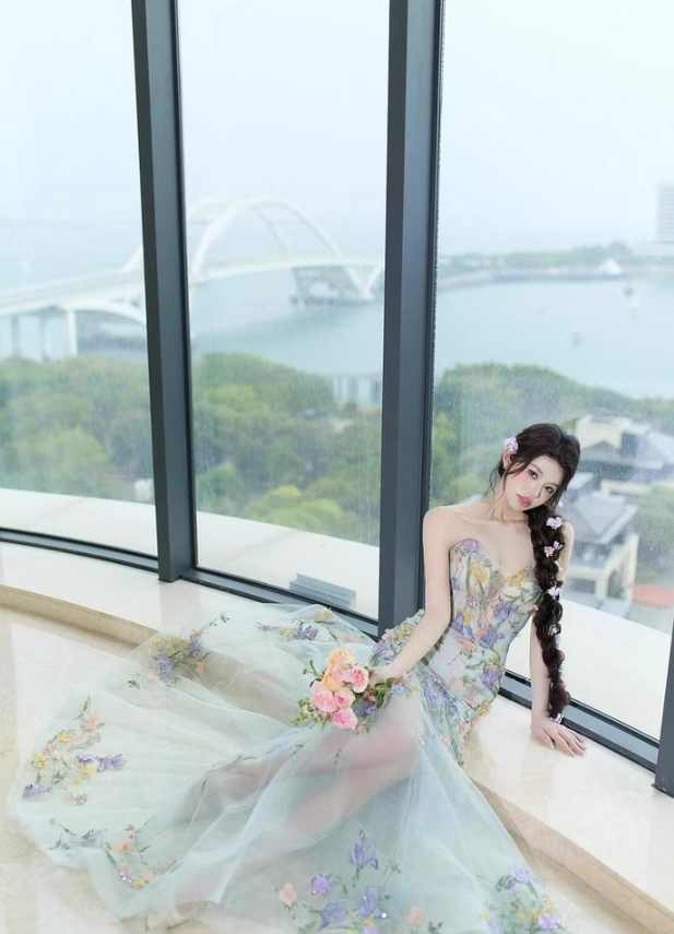 Charming Textured Floral Sweetheart Neck Mermaid Dress Beading Embroidered Tulle Layered Prom Dress AP0764