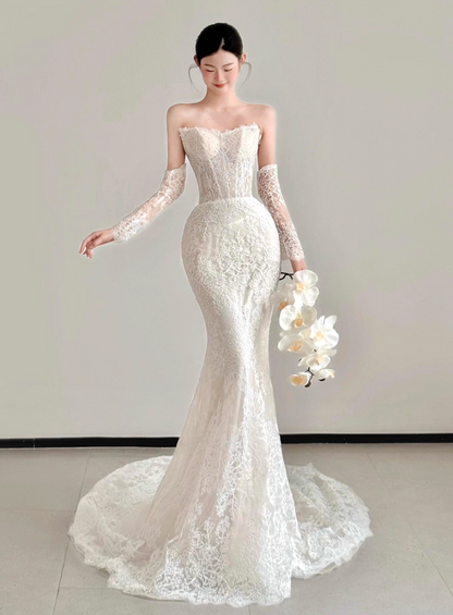 Elegant Textured Floral Material Mermaid Dress Simple Embellishment Breathable Wedding Dress AP0765