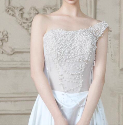 Graceful Beading One Shoulder White Evening Dress Strapless Satin Splicing Prom Dress AP0767