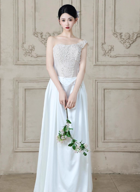 Graceful Beading One Shoulder White Evening Dress Strapless Satin Splicing Prom Dress AP0767