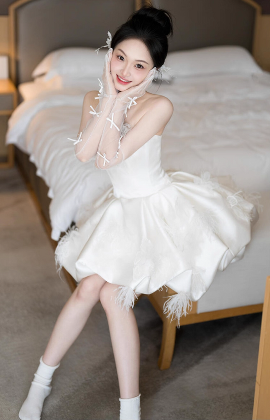 Cute Satin Fabric Lustrous Feast Birthday Dress Backless Feather Strapless A-Line Homecoming Dress AP0770