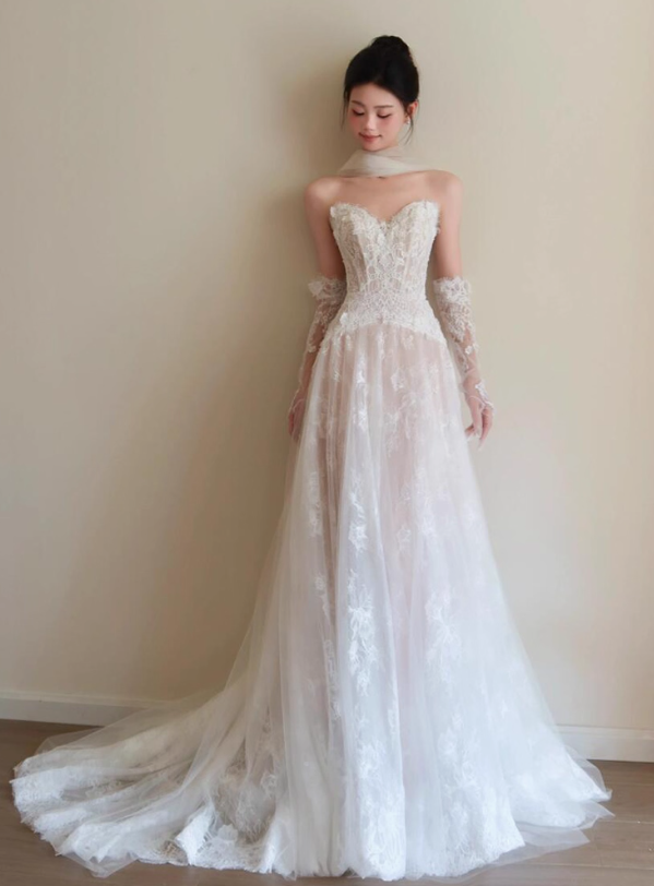 Franch Style Lace Splicing Applique Maxi Dress Chic Strapless Tulle Layered Wedding Dress AP0775