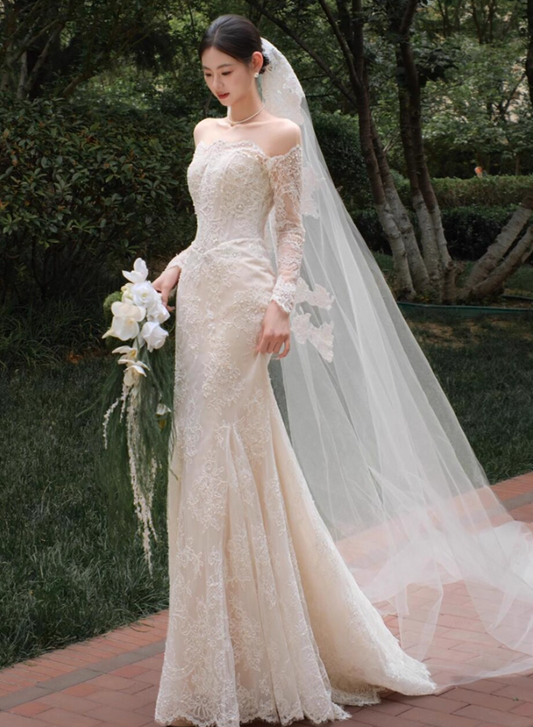 Romantic Long Lace Sleeve Breathable Sheath Bridal Dress Vintage Off-Shoulder Mermaid Wedding Dress AP0779