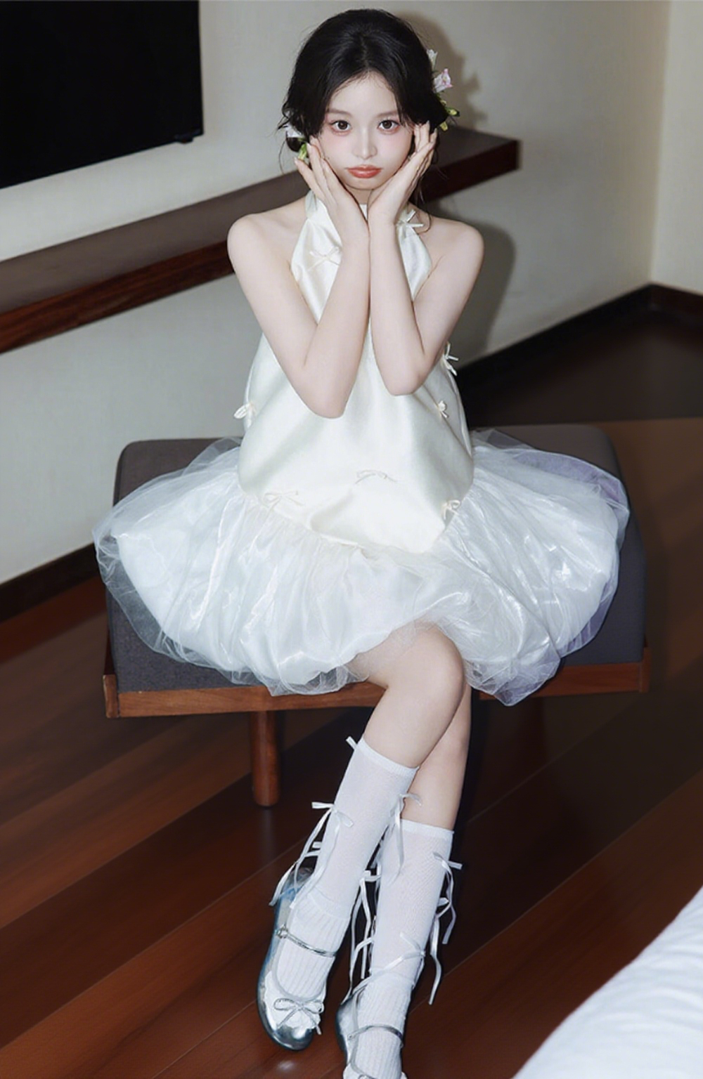 Elegant Ruffles Tulle Hem Feast Birthday Ceremonies Dress Satin Loose Style Halter Homecoming Dress AP0789