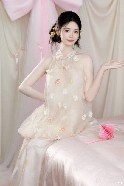 Chic Pearl Button Floral Appliques Feast Ceremonies Dress Tulle Overlay Halter Prom Dress AP0790