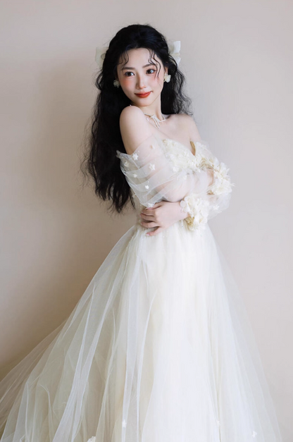 Dreamy Mesh Long Sleeve Off-Shoulder Maxi Dress Stereo Petal Tulle Overlay Beading Prom Dress AP0795