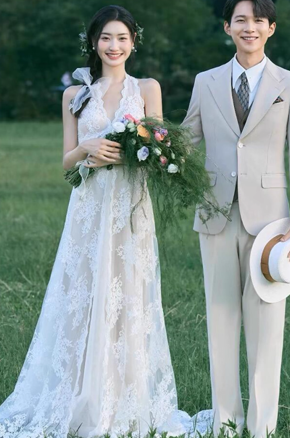 Chic Texture Lace Floral Maxi Dress Niche Applique Tulle Layered Halter Prom Dress AP0798