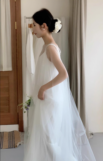 Ethereal Tulle Stole Hem Layered  Bridal Dress Niche Spaghetti Strap Wedding Dress AP0801