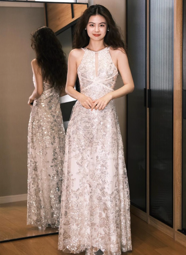 Glamorous Sequin & Lace Embellished Evening Dress Hollow-Out Sparkling Sequin Halter Prom Dress AP0805