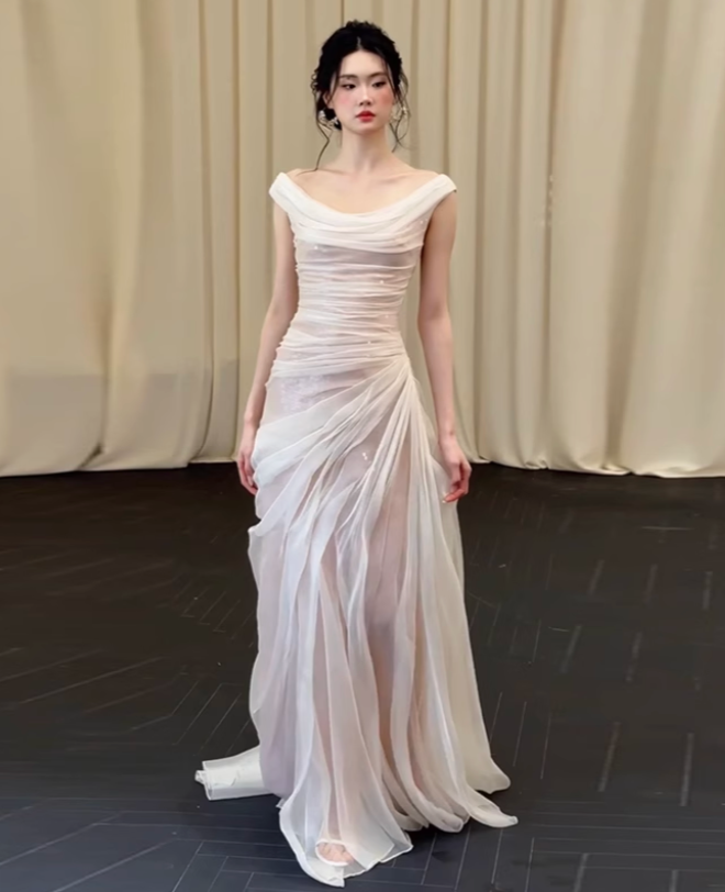 Gorgeous Off-Shoulder Beading Sheath Maxi Dress Tulle Cascade With Train Prom Dress AP0811