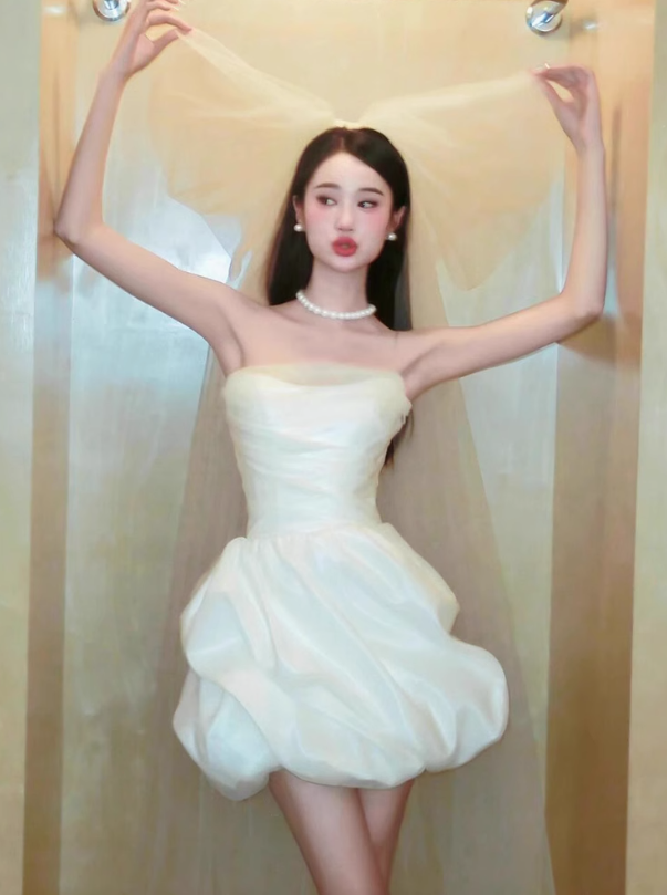 Luxurious Ivory Strapless Satin Mini Ball Gown Minimalist Cloud Bubble Homecoming Dress AP0813
