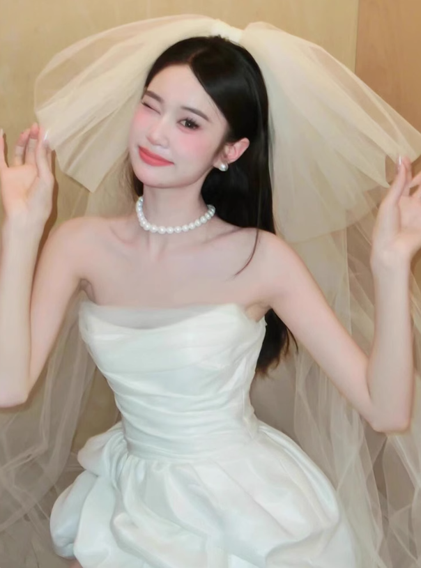 Luxurious Ivory Strapless Satin Mini Ball Gown Minimalist Cloud Bubble Homecoming Dress AP0813