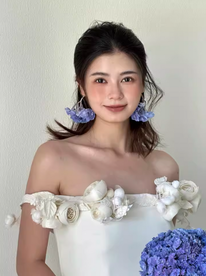 Minimalist Soft Fabric Maxi Dress With Train Elegant Off-Shoulder Stereo Flowers Prom Dress AP0814