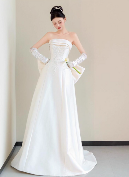 French Style Textured Applique Strapless Engagement Dress Backless Big Bow-Knot Wedding Dress AP0816