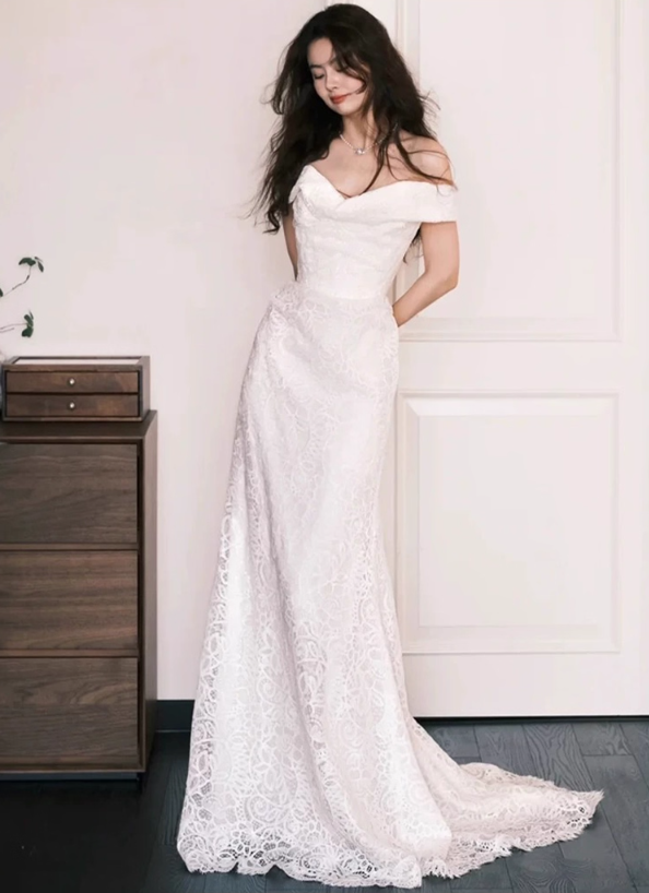 Classical Off-Shoulder Soft Fabric Maxi Dress Elegant Textured Flowers Tulle Overlay Prom Dress AP0817