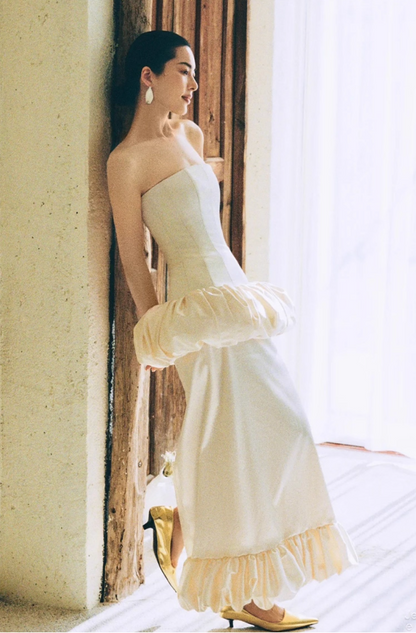 Novelty Ruffle Hem Peplum Maxi Dress Zipper Back Minimalist Satin Fabric Strapless Wedding Dress AP0820