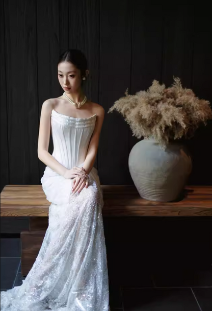 Elegant Lustrous Tulle Splicing Strapless Evening Mermaid Dress Applique Cinched-Waist Prom Dress AP0823