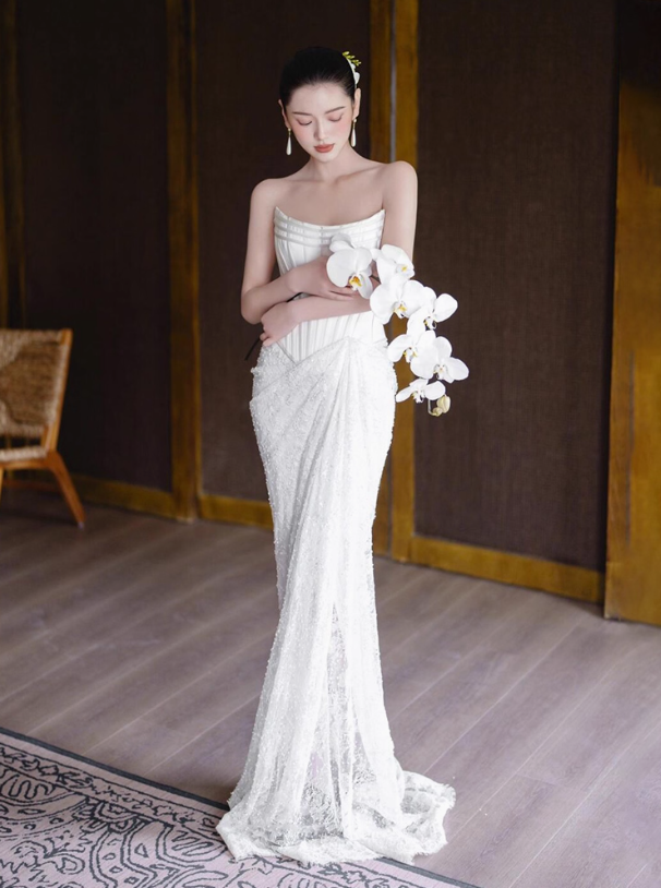 Elegant Lustrous Tulle Splicing Strapless Evening Mermaid Dress Applique Cinched-Waist Prom Dress AP0823