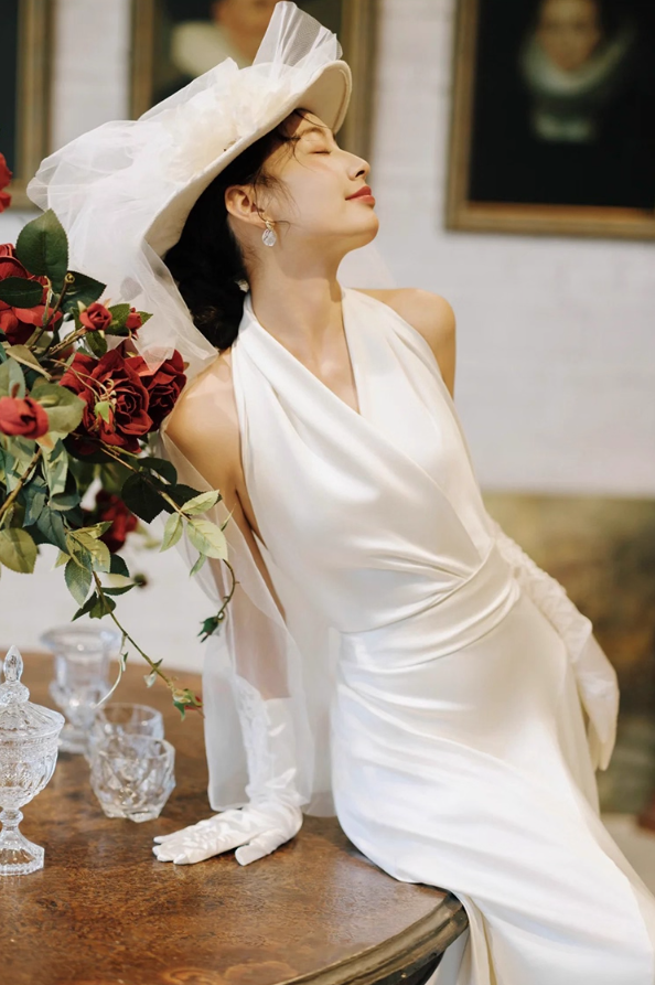 Niche Ivory Satin Fabric Maxi Dress Charming Cinched-Waist Halter Prom Dress AP0825