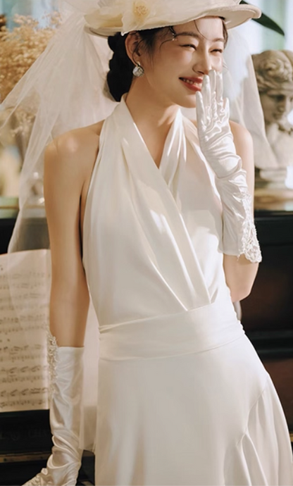 Niche Ivory Satin Fabric Maxi Dress Charming Cinched-Waist Halter Prom Dress AP0825