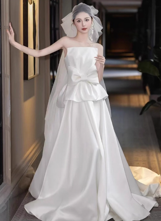 Romantic Smooth Fabric Strapless Engagement Dress Square Neckline Big Bow-Knot Wedding Dress AP0830
