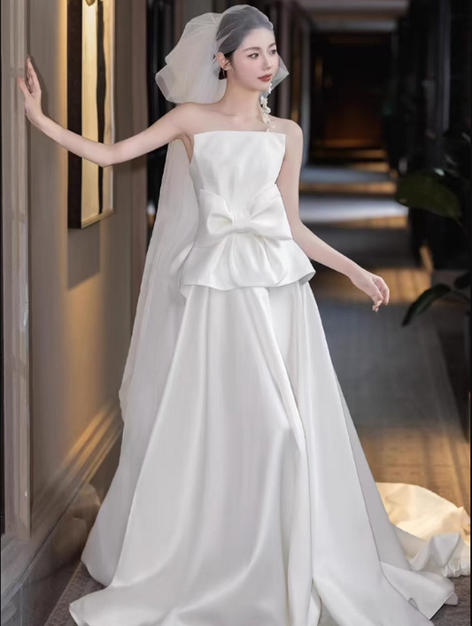 Romantic Smooth Fabric Strapless Engagement Dress Square Neckline Big Bow-Knot Wedding Dress AP0830