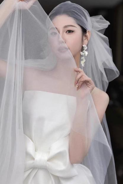 Romantic Smooth Fabric Strapless Engagement Dress Square Neckline Big Bow-Knot Wedding Dress AP0830