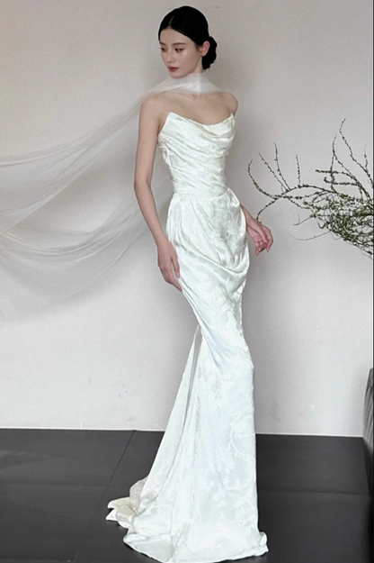 Graceful Lustrous Satin Fabric Mermaid Strapless Off-Shoulder Bodycon Prom Dress AP0831