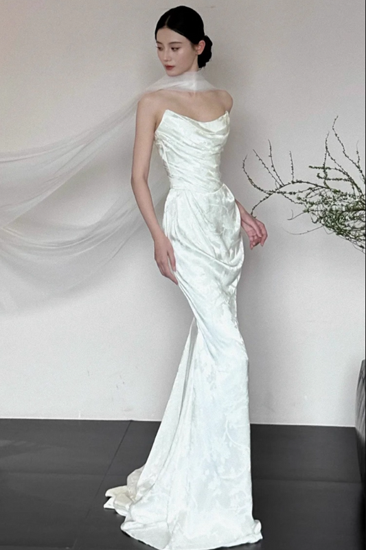 Graceful Lustrous Satin Fabric Mermaid Strapless Off-Shoulder Bodycon Prom Dress AP0831