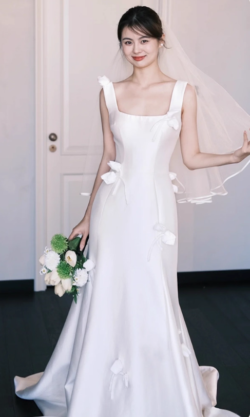 Ethereal Minimalist White Satin Bridal Dress Square - Neck Spaghetti Strap A-Line Wedding Dress AP0834