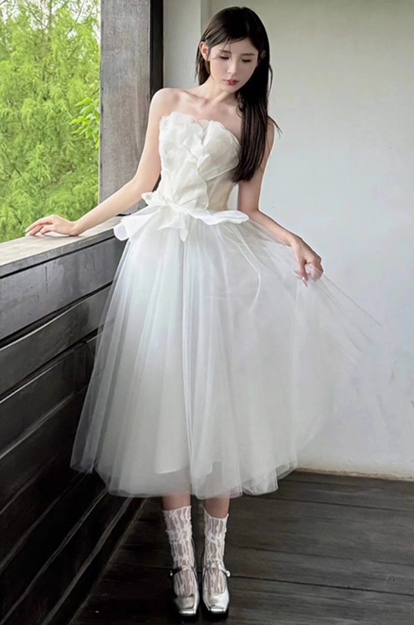 Luxurious 3D Floral Bodice Party Outfit Midi Dress Dreamy Tulle Cascade Strapless Prom Dress AP0836