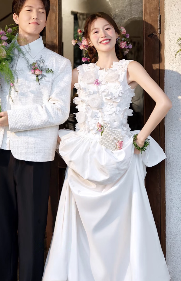 Niche Stereo Floral Bridal Maxi Dress Soft Fabric Cute Flowy Hem Wedding Dress AP0838