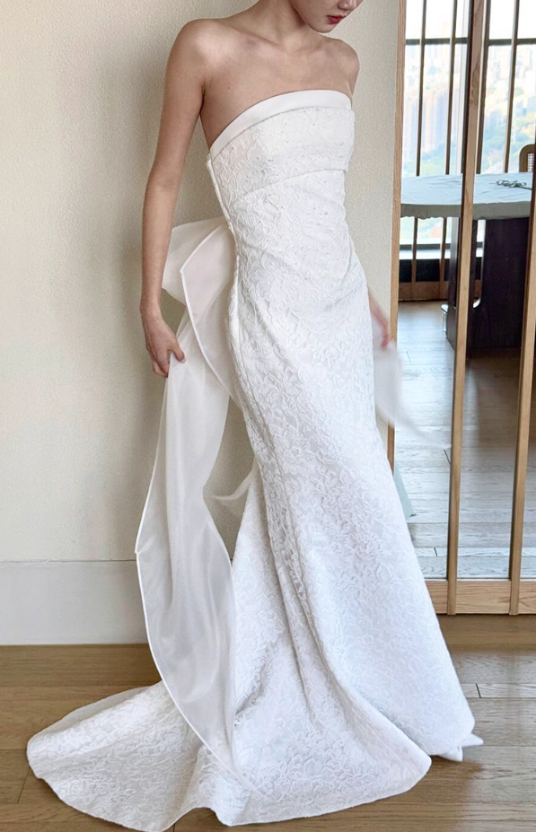 Graceful Lustrous Fabric Strapless Evening Mermaid Dress Tulle Bow Detailing Backless Prom Dress AP0842