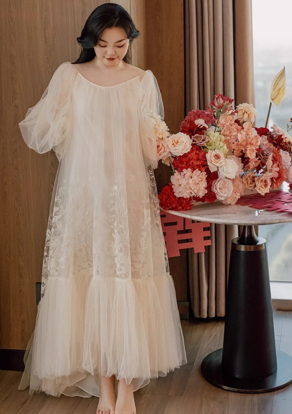 Dreamy Tulle Layered Flowy Hem Bridal Dress Romantic Mesh Short Sleeve Wedding Dress AP0844