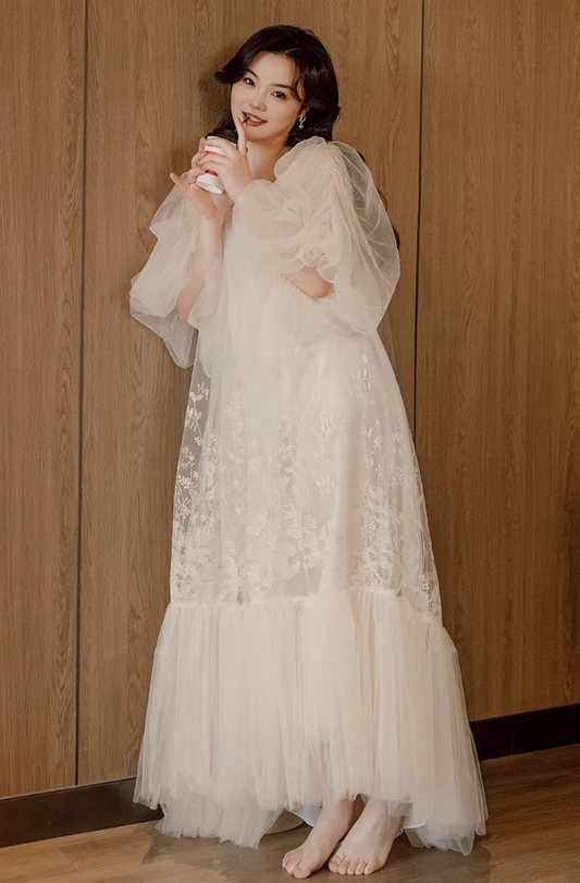 Dreamy Tulle Layered Flowy Hem Bridal Dress Romantic Mesh Short Sleeve Wedding Dress AP0844