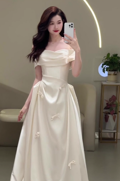 Elegant Stereo Bow-Knot Satin Fabric Maxi Dress Off-Shoulder Backless Prom Dress AP0846