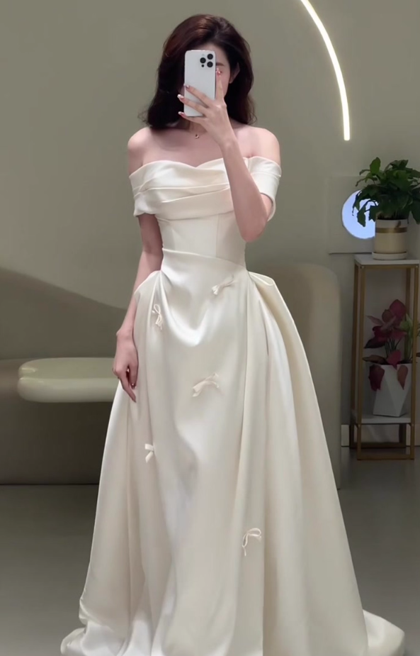 Elegant Stereo Bow-Knot Satin Fabric Maxi Dress Off-Shoulder Backless Prom Dress AP0846