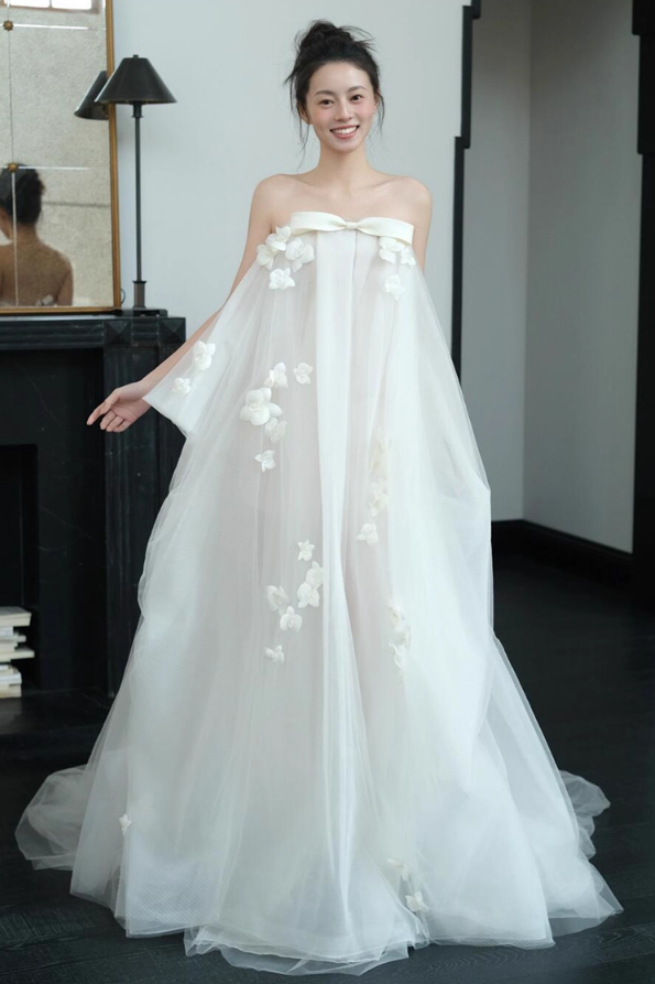 Dreamy Applique Tulle Cascade Maxi Dress Loose Style Strapless Bow-Knot Wedding Dress AP0852