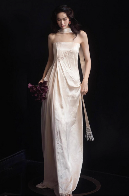 Chic Jacquard Satin Delicate Embroidery Evening Dress Strapless Tulle Splicing Prom Dress AP0854