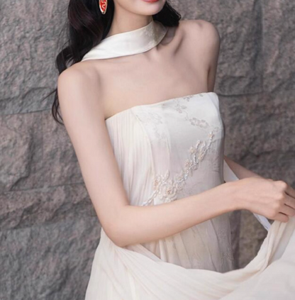 Chic Jacquard Satin Delicate Embroidery Evening Dress Strapless Tulle Splicing Prom Dress AP0854