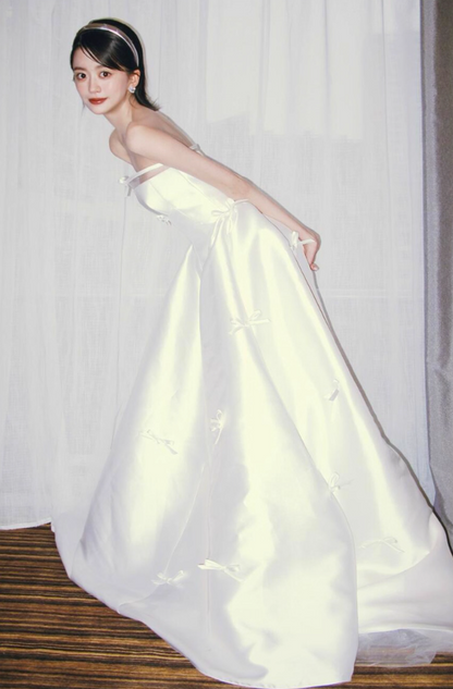 Romantic Mesh Splicing Satin Fabric Bridal Dress Strapless Bow-Knot Ornament Wedding Dress AP0855