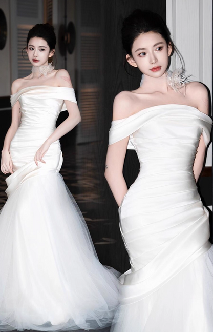 Lustrous Satin Fabric Minimalist Evening Mermaid Off-Shoulder Tulle Splicing Prom Dress AP0860