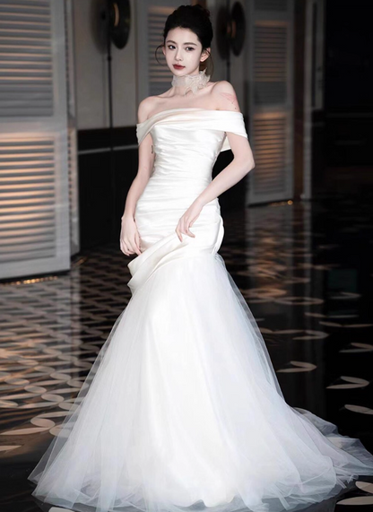 Lustrous Satin Fabric Minimalist Evening Mermaid Off-Shoulder Tulle Splicing Prom Dress AP0860
